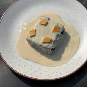 Honey Comb Brownie with Hazelnut Sauce